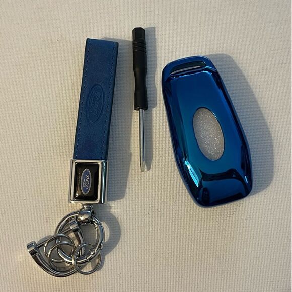 Ford Key Fob Keychain in Blue Leather and Fob Case Cover in Blue NWT - Picture 2 of 7
